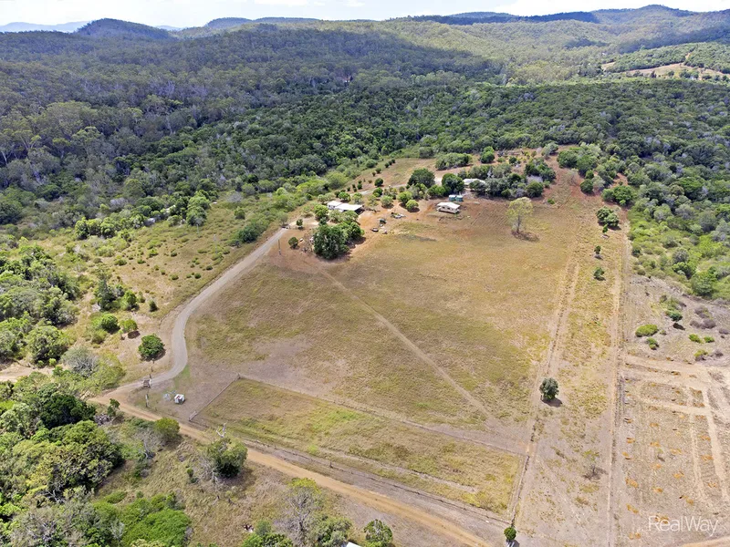 Spacious Small Acreage Block