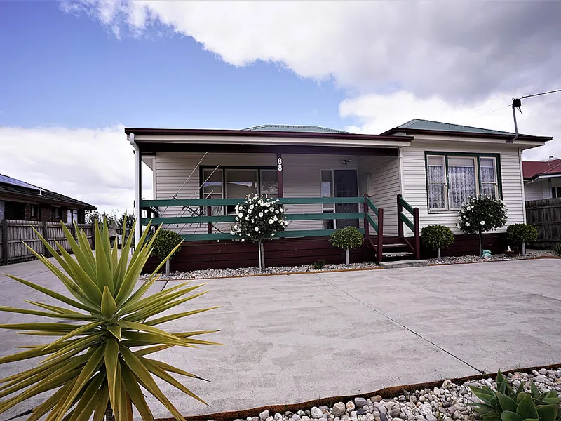 HIDDEN GEM WITH DIRECT RAIL TRAIL ACCESS