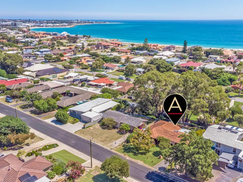 UNDER OFFER IN 10 DAYS