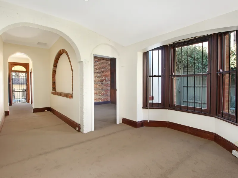 Two Bedroom Terrace in the Heart of Paddington