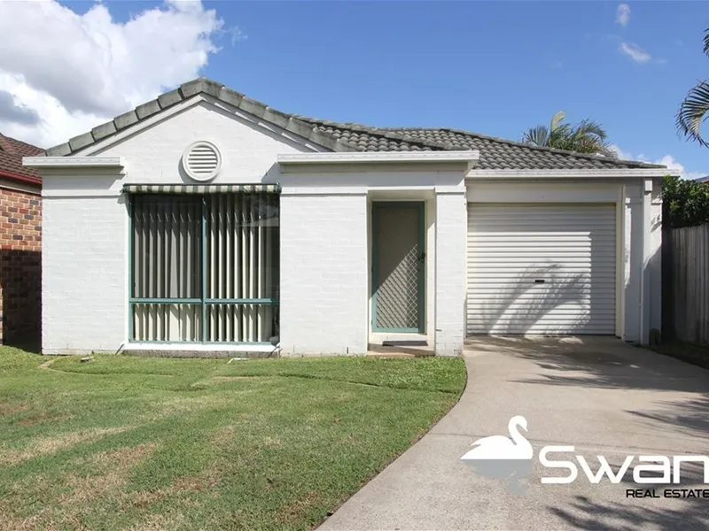 THE HEIGHTS ESTATE - NEAT 3 BEDROOM!