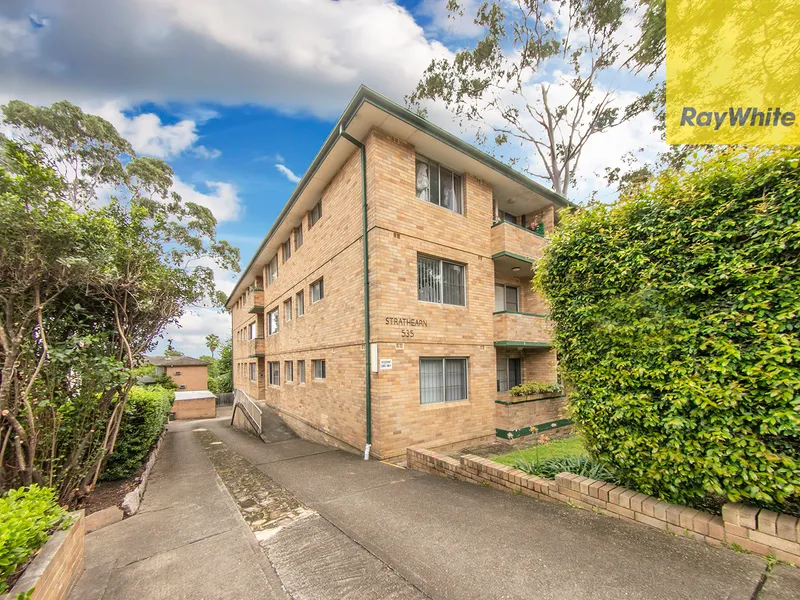 EVERYTHING AT YOUR DOOR STEP