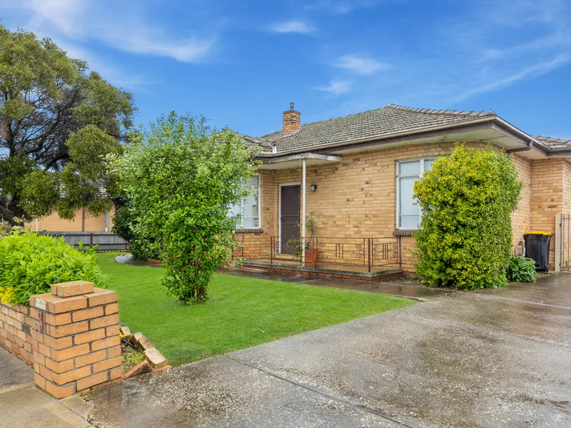 Brick, Big block, Heart of town location