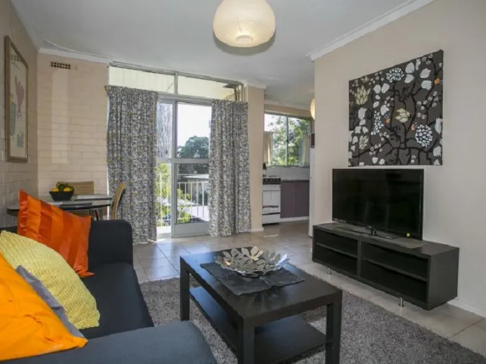 DELIGHTFULLY RENOVATED FULLY FURNISHED APARTMENT WITH AIR CON