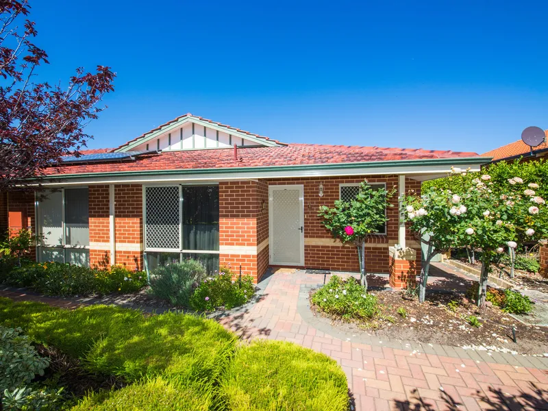 Newly renovated villa located close to the clubhouse and facilities