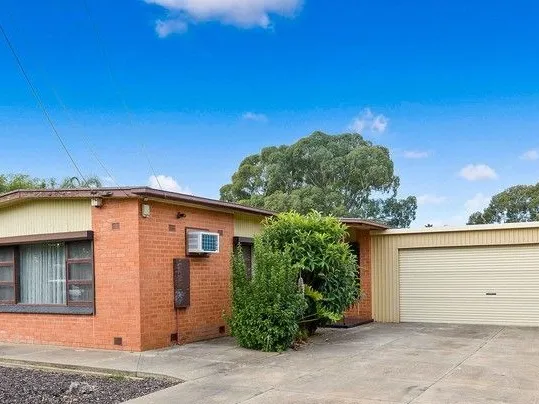 Perfectly Positioned 3 Bedroom Home