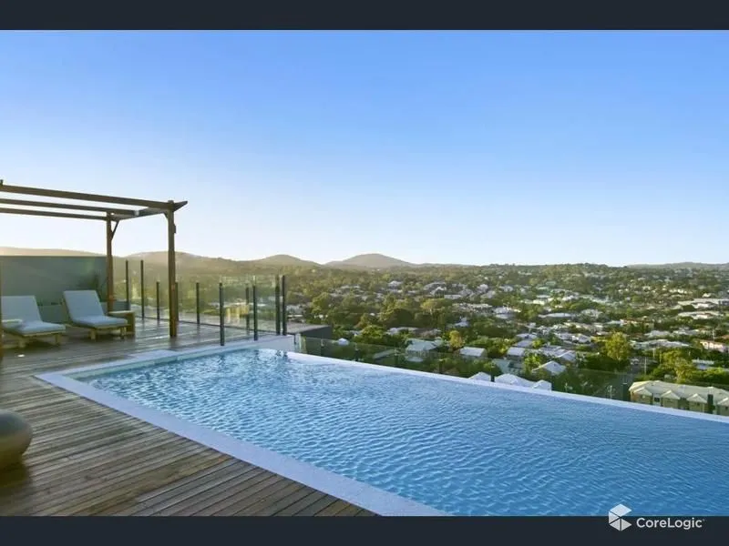 One bedroom under 500k, don't wait, contact us for inspection now.