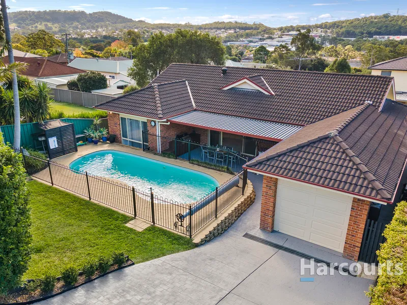 Blissfully Private Family Home with Indoor/Outdoor Lifestyle Enjoyment