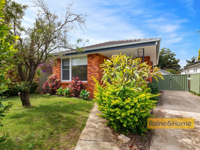 RENOVATED ONE BEDROOM HOUSE