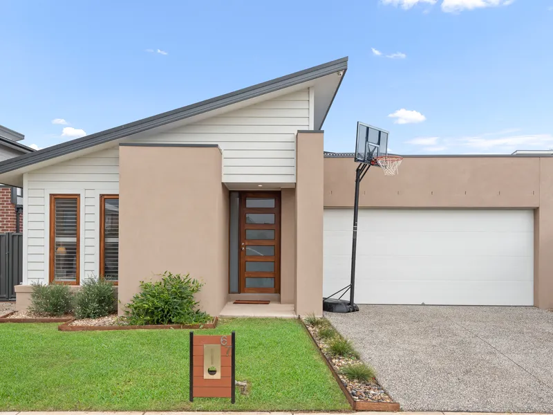 Best Location in Curlewis - Fully Furnished and Available Now!