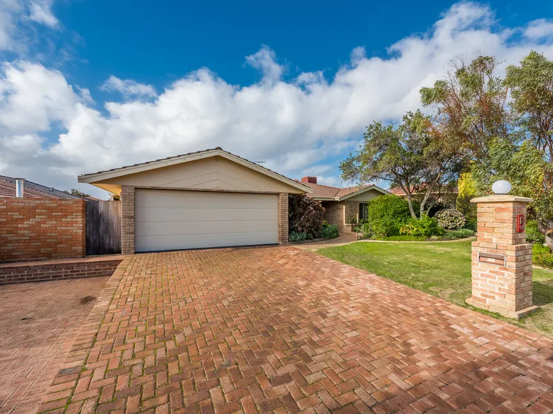 Terrific Family Tranquillity in Fantastic Location!