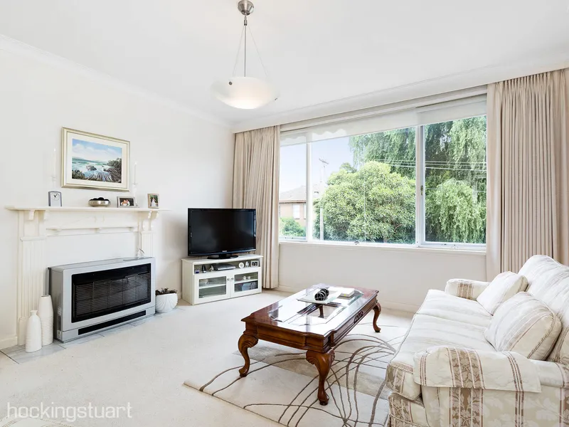 Spacious 2 Bedroom Apartment