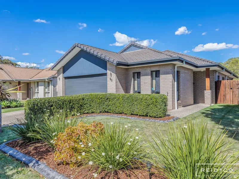 Perfect family location - modern home
