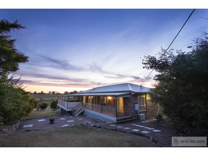 2.5 ACRES PLUS 5 BEDROOM MASTER BUILT HOME AND A  FULL SIZE TENNIS COURT!