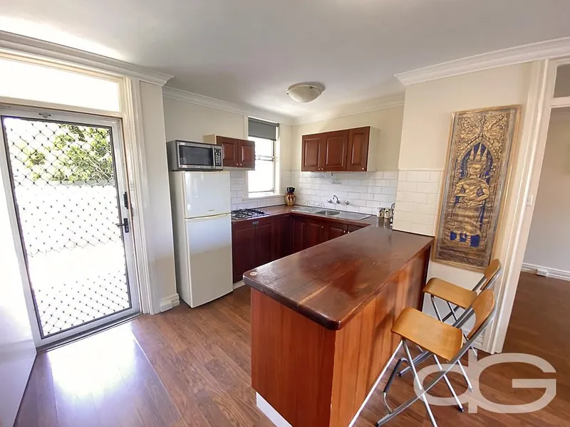 Central Freo Apartment - Furnished
