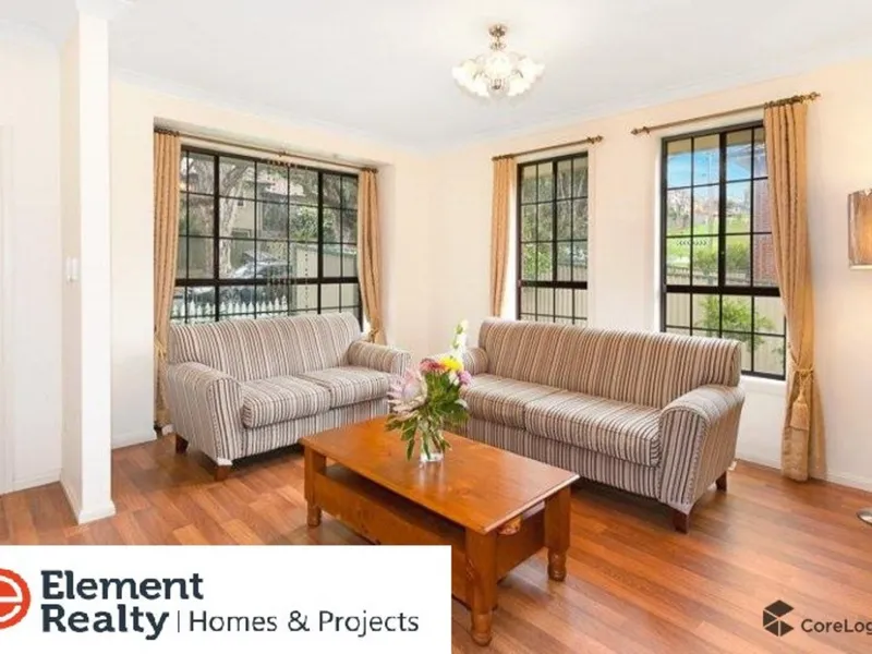 Spacious 4 Bedrooms House, Ideal For Family!