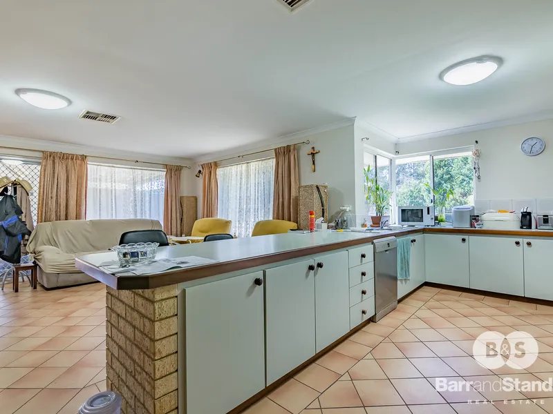 Tranquil 5 acre property