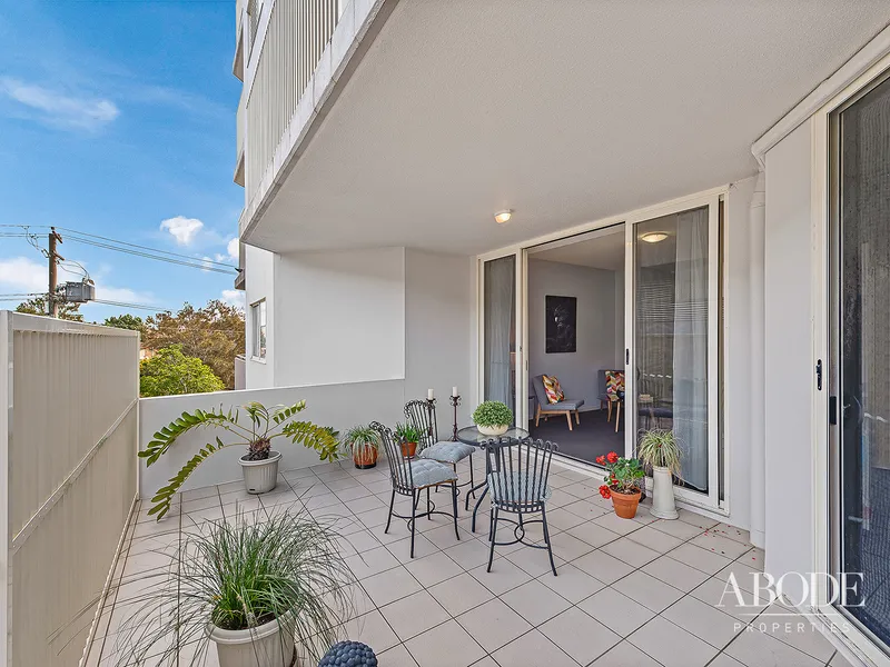 Modern Apartment- East of Oxley - Gym & Pool in Complex