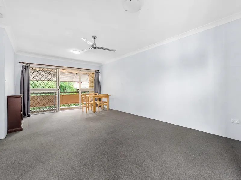 Convenient Location In The Heart of Indooroopilly