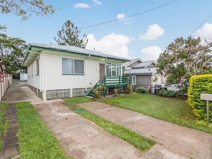 INVESTORS and LAND BANKERS!! ATTENTION - URGENT SALE - MAKE AN OFFER - ALL REASONABLE OFFERS CONSIDERED