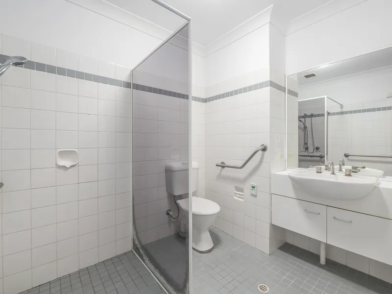 Assisted living unit