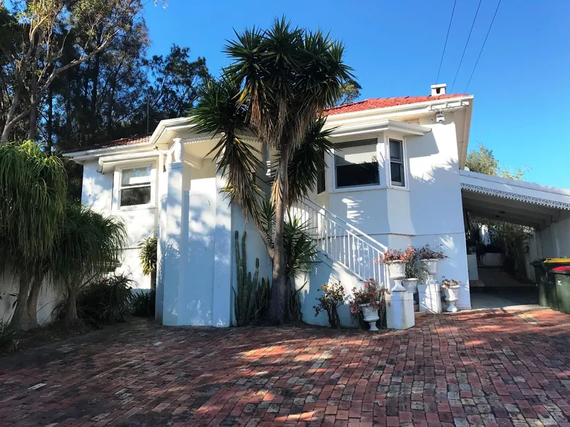 1 Phillips Avenue, West Wollongong