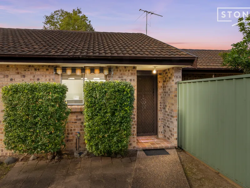 Solid Brick Entry Level Unit in Quiet Cul-De-Sac