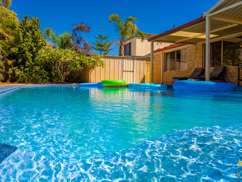 Brand New Carpets Just Installed (Ignore Carpets In Photos) Private Viewings Before Friday 2/4/2021