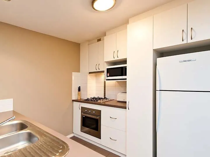 FURNISHED APARTMENT IN THE HEART OF JOONDALUP