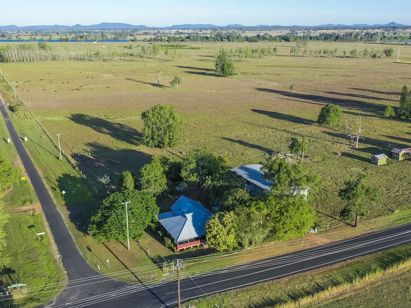 FERTILE SMALL FARM ON THE OUTSKIRTS OF GRAFTON