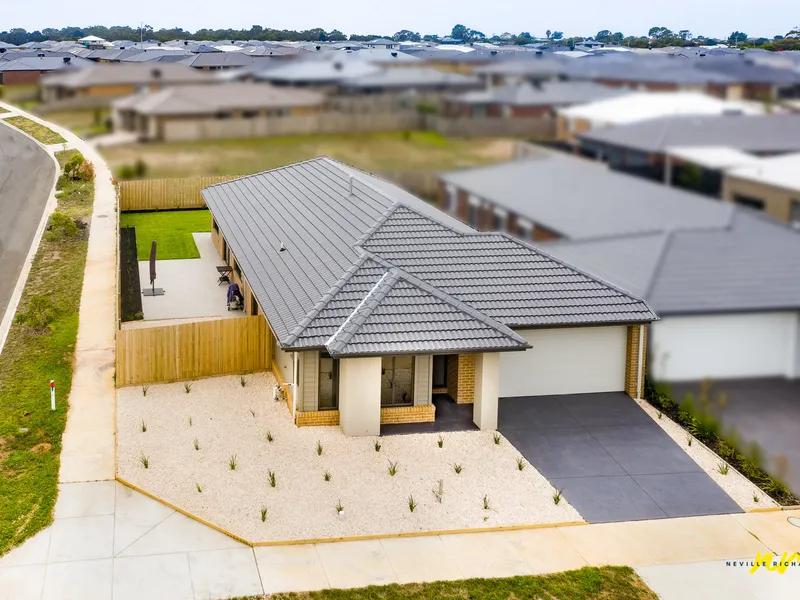 NEW BAY BREEZE HOME WITH SIDE ACCESS