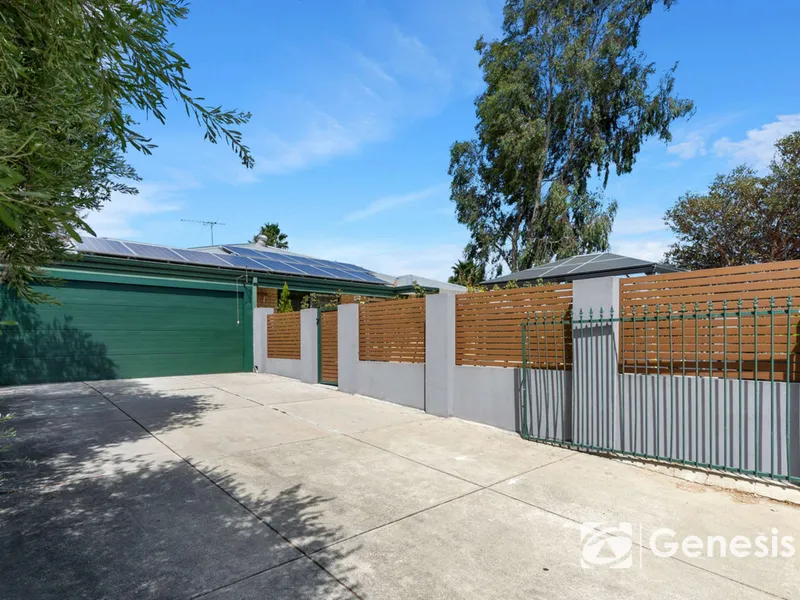 4x2 House with Workshop