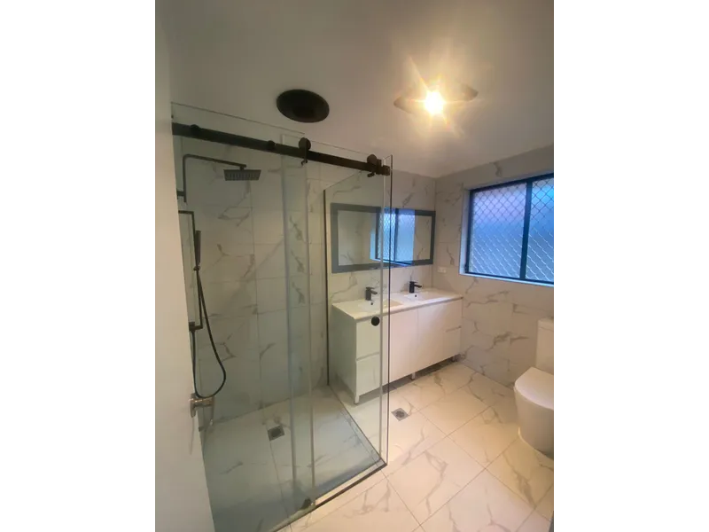 LOVELY 4 BEDROOM FAMILY HOME!