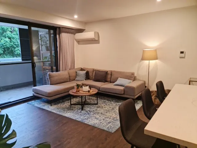 Modern 2 bedroom apartment in the heart of Hamilton