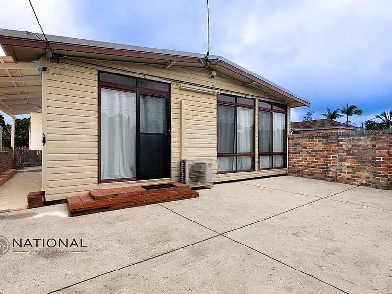 Beautifully presented 3 Bedroom Home