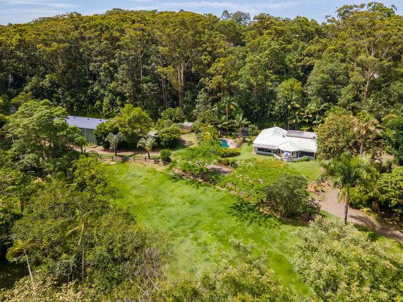 Over 10 ACRES 5kms Maroochydore! - Enormous SHED! Bring the Horses!