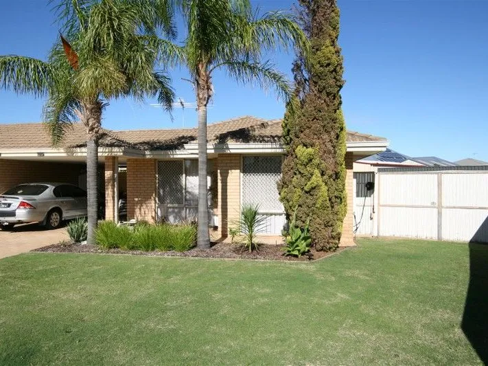 Ideal location only $400 PW