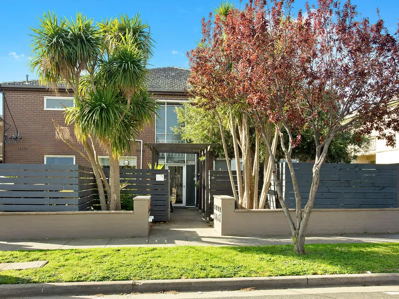 Ground Floor With Private Courtyard!