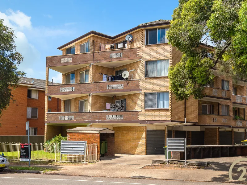 2 BED, 1ST FLOOR - WALK TO STATION