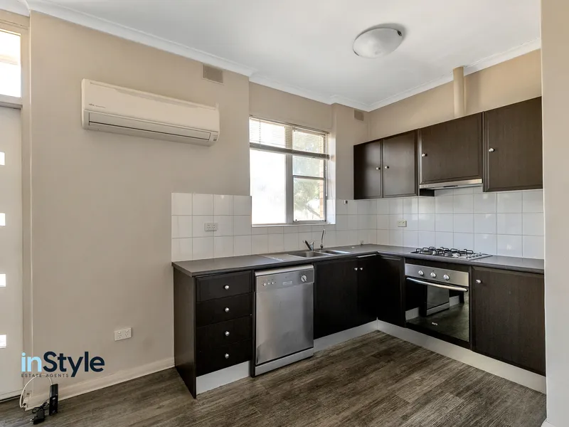 Modern and Spacious 1 Bed Apartment