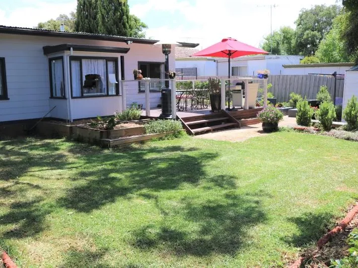 Four bedrooms in Old Torquay