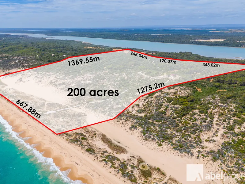 🏖️ Discover Your Private Coastal Haven! 🌊