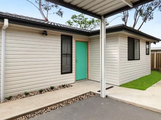 Modern and Spacious 3 bedroom granny flat!!!