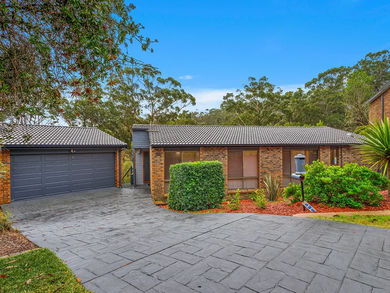 Three Bedroom Family Home with Pool