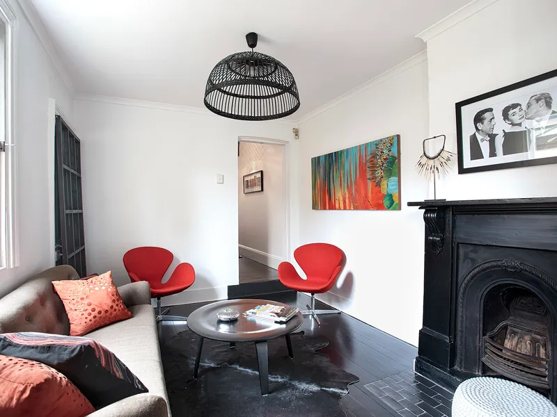 Renovated stunning terrace in Newtown