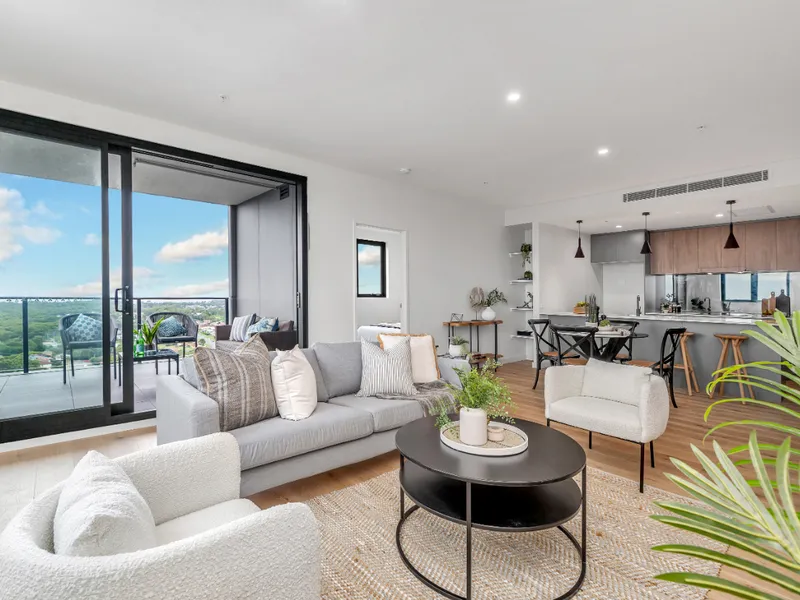 Highpoint's sub-penthouse | The last North East vista!