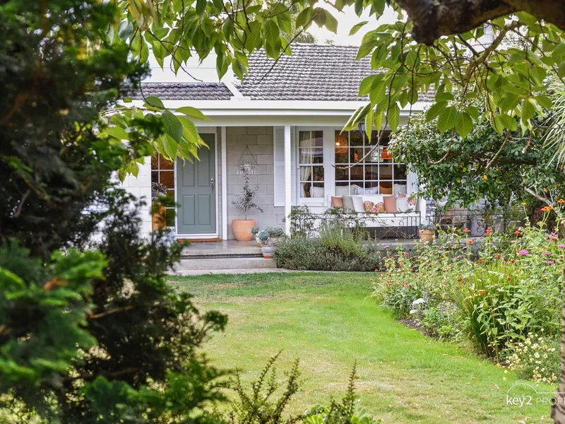 Beautiful Home with Leafy Green Surrounds