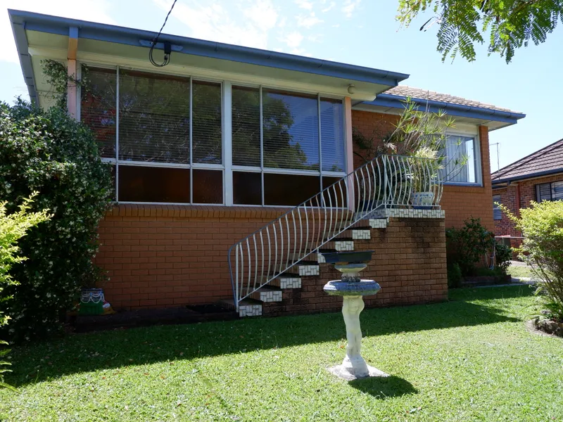 CONVENIENCE & DEVELOPMENT POTENTIAL!