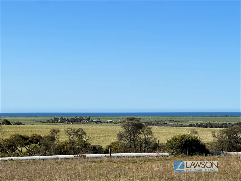 The Hills are Alive in Lipson