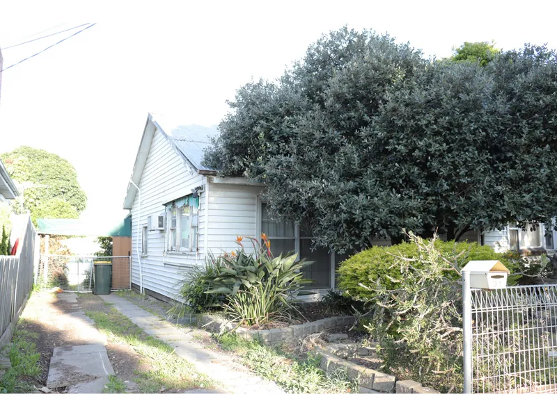 Affordable house in a peaceful and friendly neighbourhood